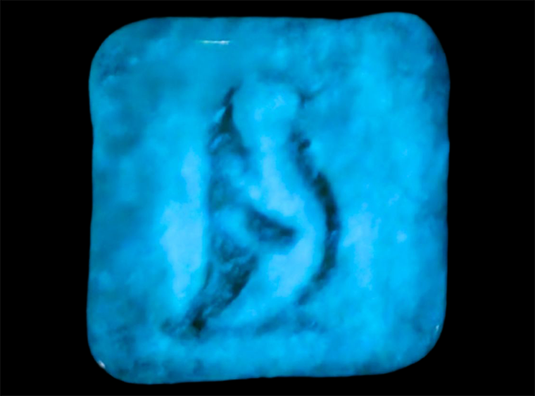 Aqua Glow in the Dark - 4 Ounces
